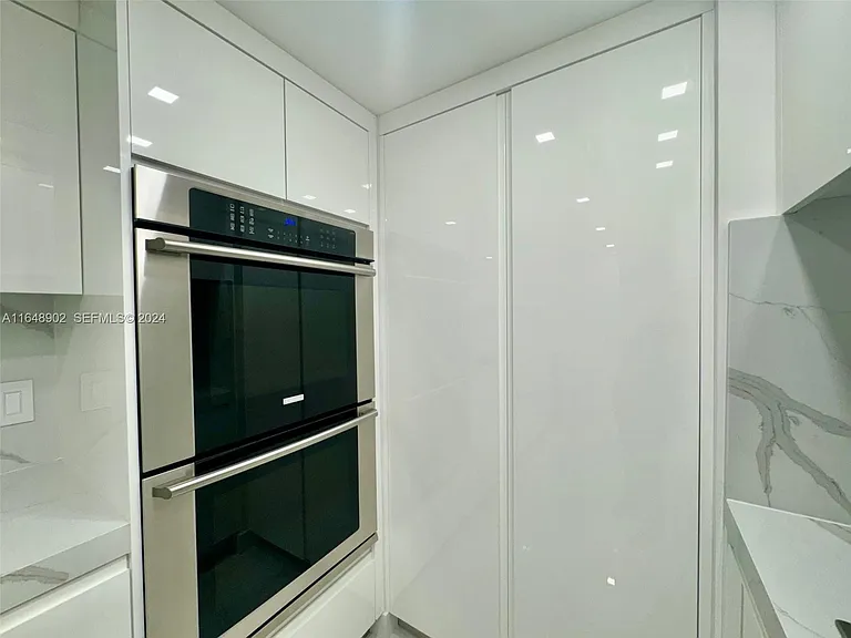 9801 Collins Ave #5U — Photo 11