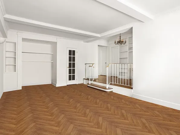 336 West End Avenue image 4 of 16