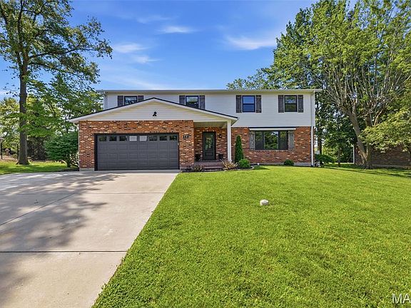 2nd image of 58 Oakwood Dr