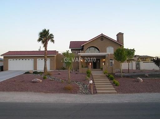 2nd image of 2836 Candelaria Dr