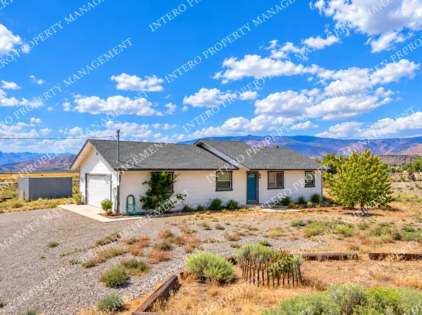4045 Sunrise Ct, Wellington, NV 89444