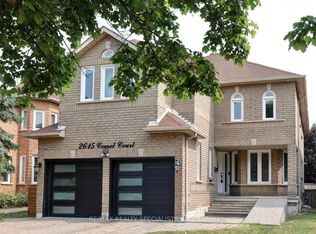 2615 Comet Ct, Mississauga, ON L5K2S1