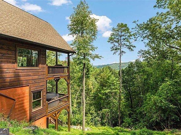 5th image of 73 Rosiey Ln