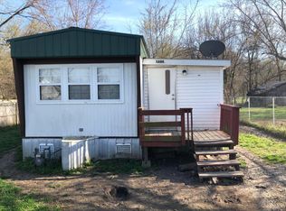 1606 Cherry St, Seneca, MO 64865