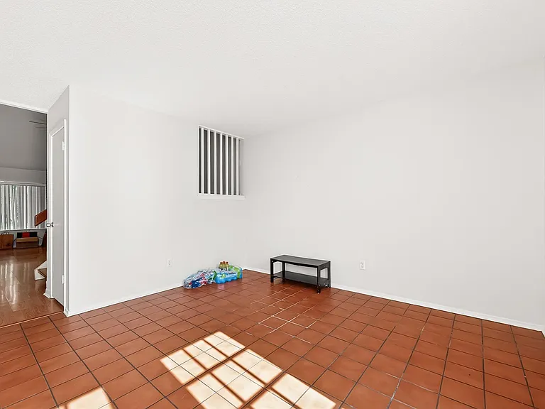 11677 Village Place Dr — Photo 13