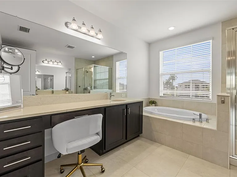 3541 Great Banyan Way — Photo 23