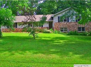 612 Esslinger Rd SE, Huntsville, AL 35802