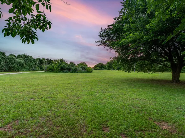 3208 County Road 805, Cleburne, TX 76031