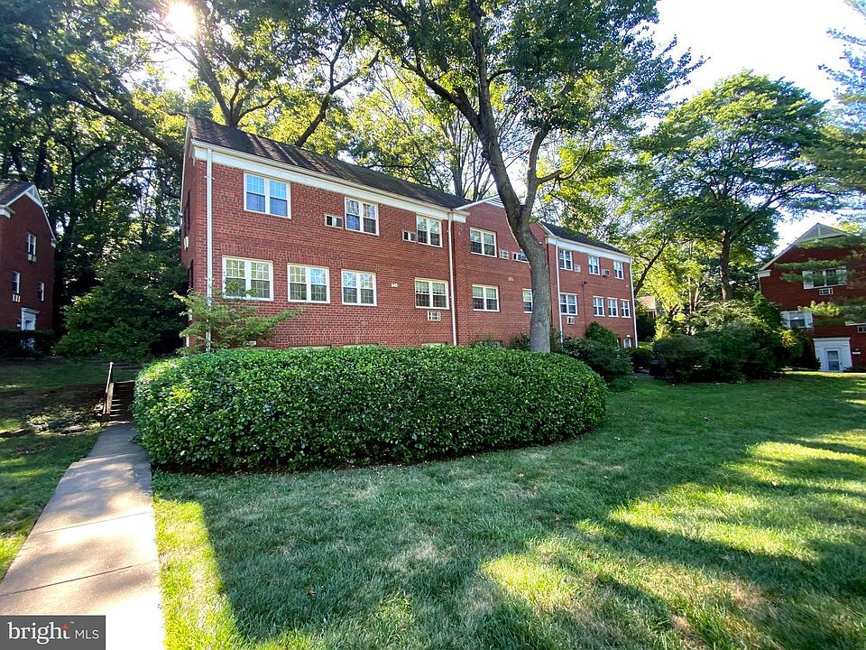 1st image of 3504 Valley Dr