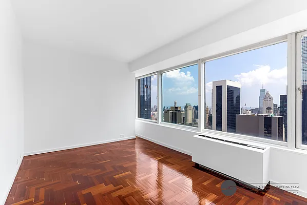 Rented by Douglas Elliman | media 24