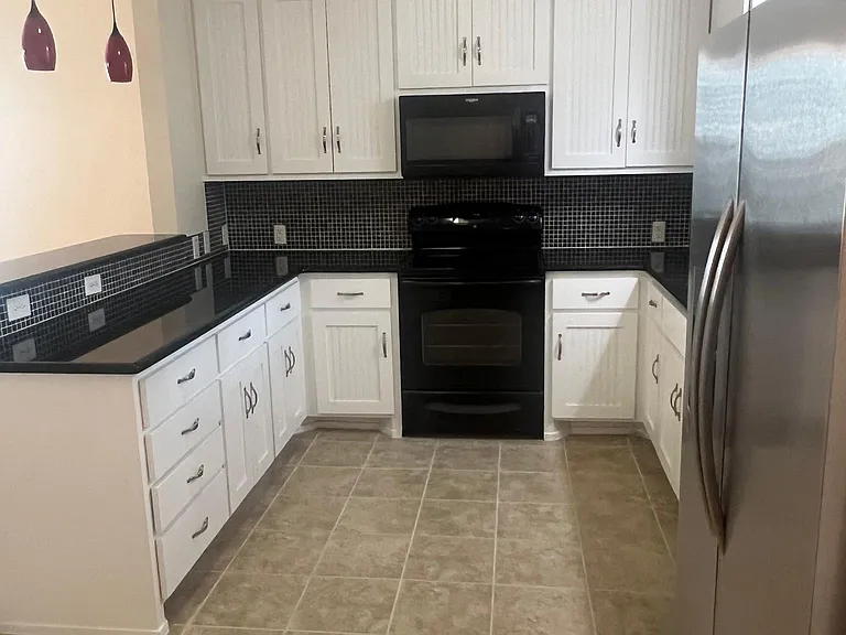 509 N Chestnut St — Photo 15