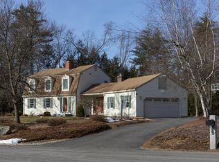 24 Robyn Ave, Litchfield, NH 03052
