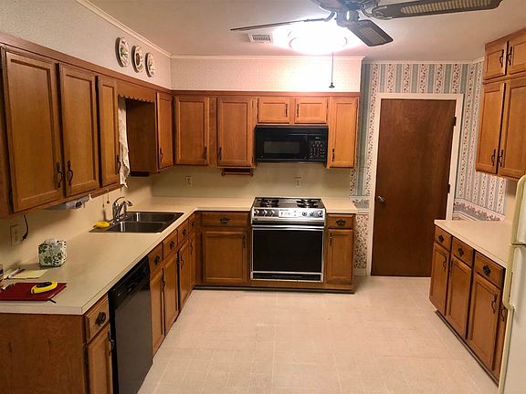 3rd image of 1708 Avenue H