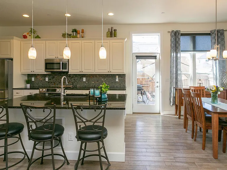 5542 W 97th Pl — Photo 11