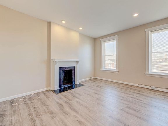 3rd image of 4216 S 38th St