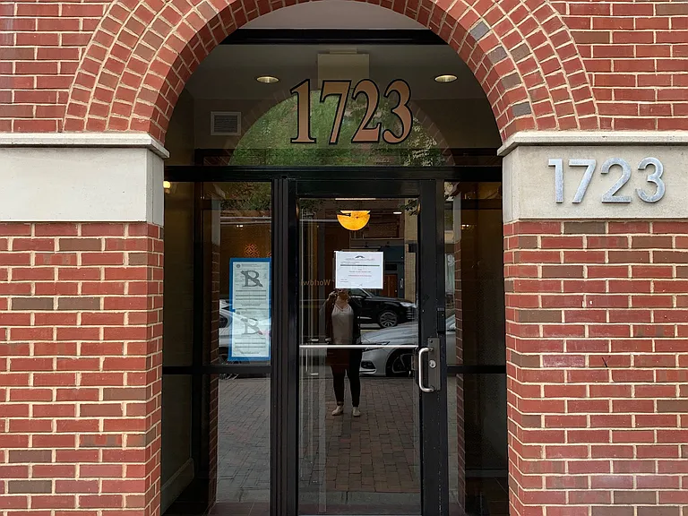 1721-1723 Washington St #205 — Photo 14