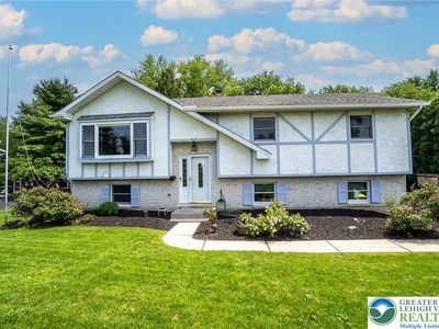 7494 Franks Dr E, Bath, PA, 18014