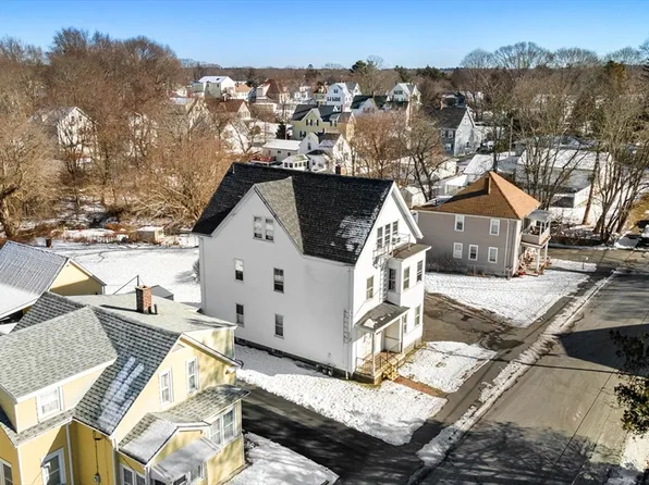 23 Godfrey St, Taunton, MA 02780