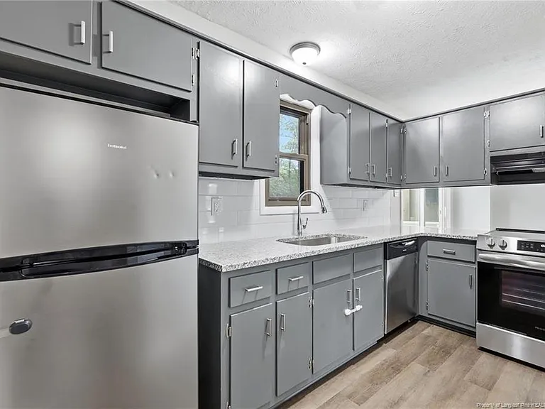 860 Danish Dr — Photo 13