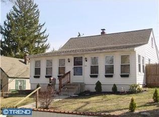52 Neeld Ln, Aston, PA 19014