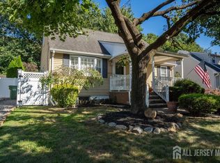 20 Joyce Pl, Parlin, NJ 08859