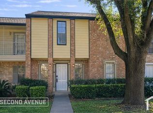 7943 Ellinger Ln, Houston, TX 77040