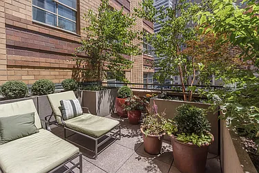 Rented by City Connections Realty