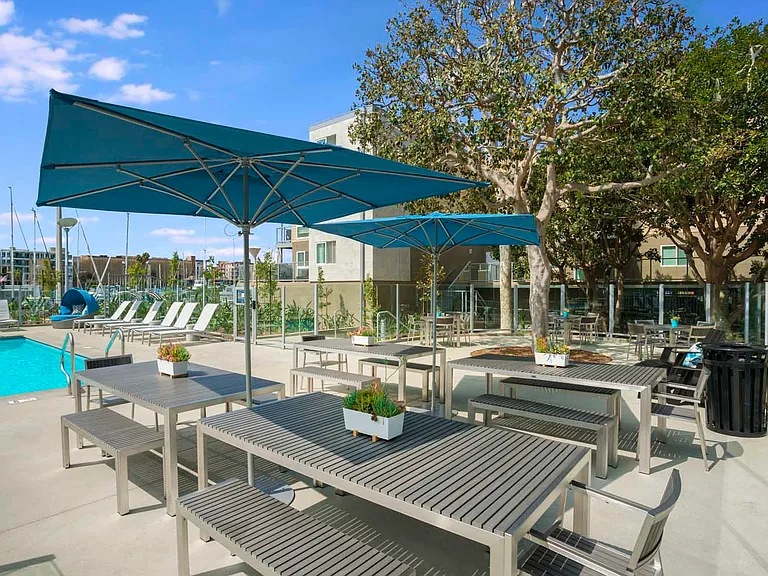 Wayfarer Apartments + Marina — Photo 38