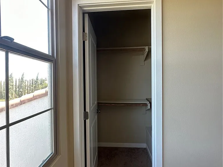 121 Tallowood — Photo 36