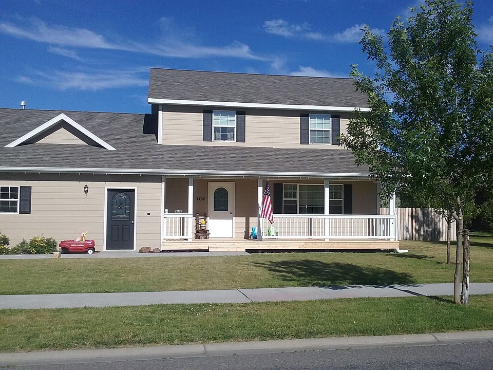 1st image of 104 Landmark Dr