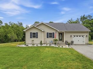 381 N Liberty St, Belchertown, MA 01007