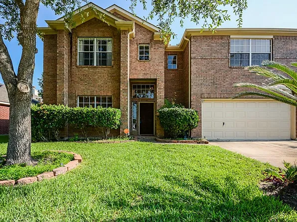 9811 Hallmark Ln, Pearland, TX 77584