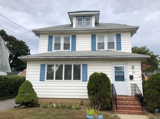 39 Leverich St, Hempstead, NY 11550