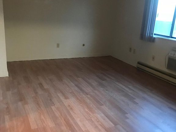 4th image of 375 Sunset Ave APT 10
