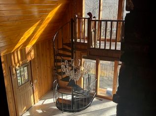 1780 N Fox Hunter Rd, Fayetteville, AR 72701