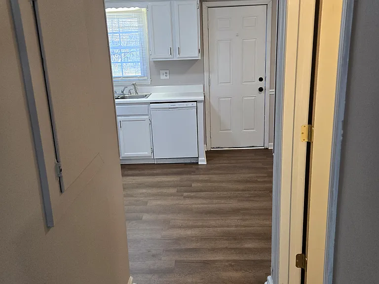 203 Shiloh Dr #E — Photo 17