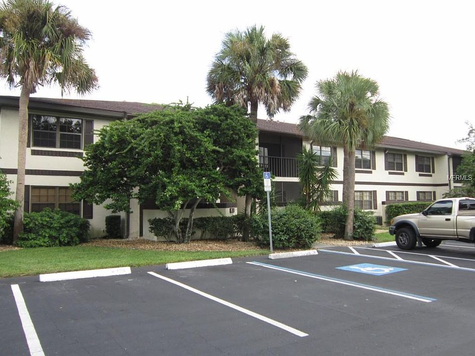 1st image of 19505 Quesada Ave #M
