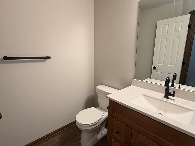 6452 Maple View Ct — Photo 5
