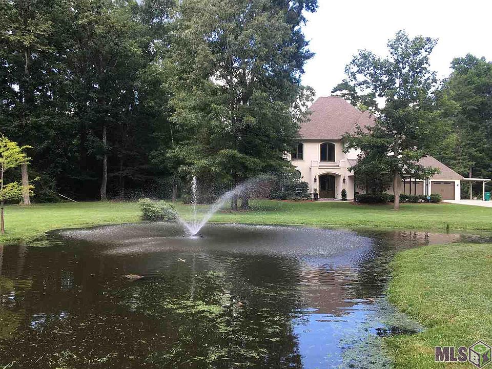 1st image of 8735 Wildwood Dr