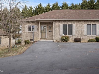176 S Austin Springs Rd APT 9, Johnson City, TN, 37601