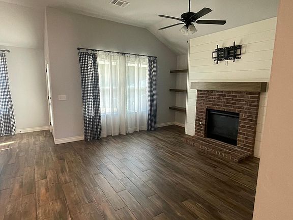 3rd image of 1225 SW 154th Ter