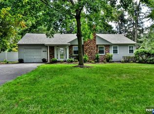 320 Monroe Avenue, Wyckoff, NJ 07481