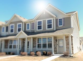11521 Rhode Island St, Crown Point, IN 46307