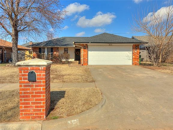 3rd image of 1413 Viola Dr