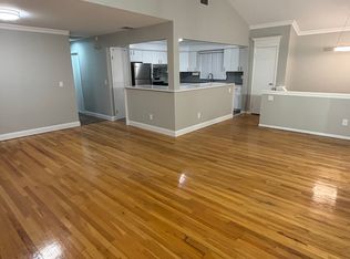 3832 Hickory St #2A, Seaford, NY 11783