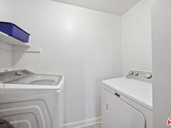 4th image of 2325 20th St APT 3