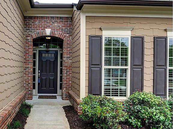 5th image of 166 Heritage Pointe