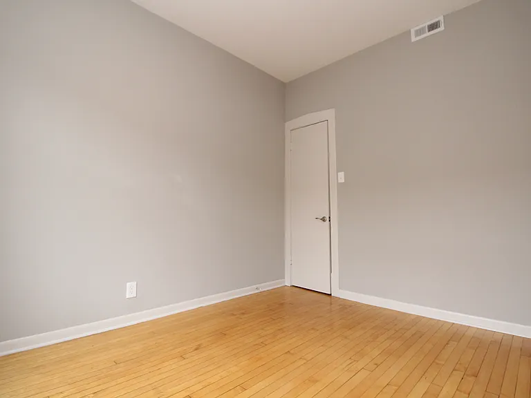 2538 N California Ave #2S — Photo 19