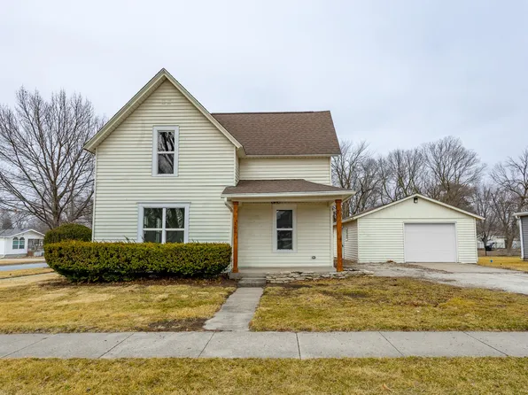 155 NW 2nd St, Earlham, IA 50072