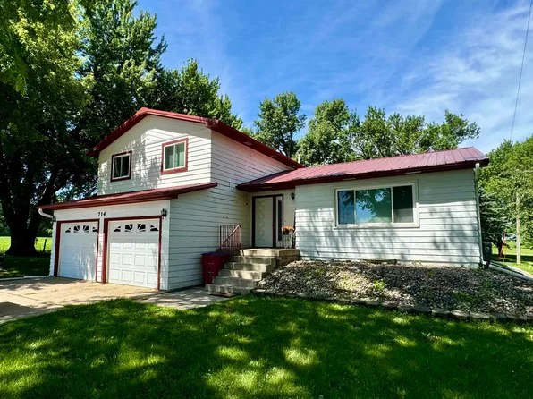 714 Highway Ave SW, Fostoria, IA 51301
